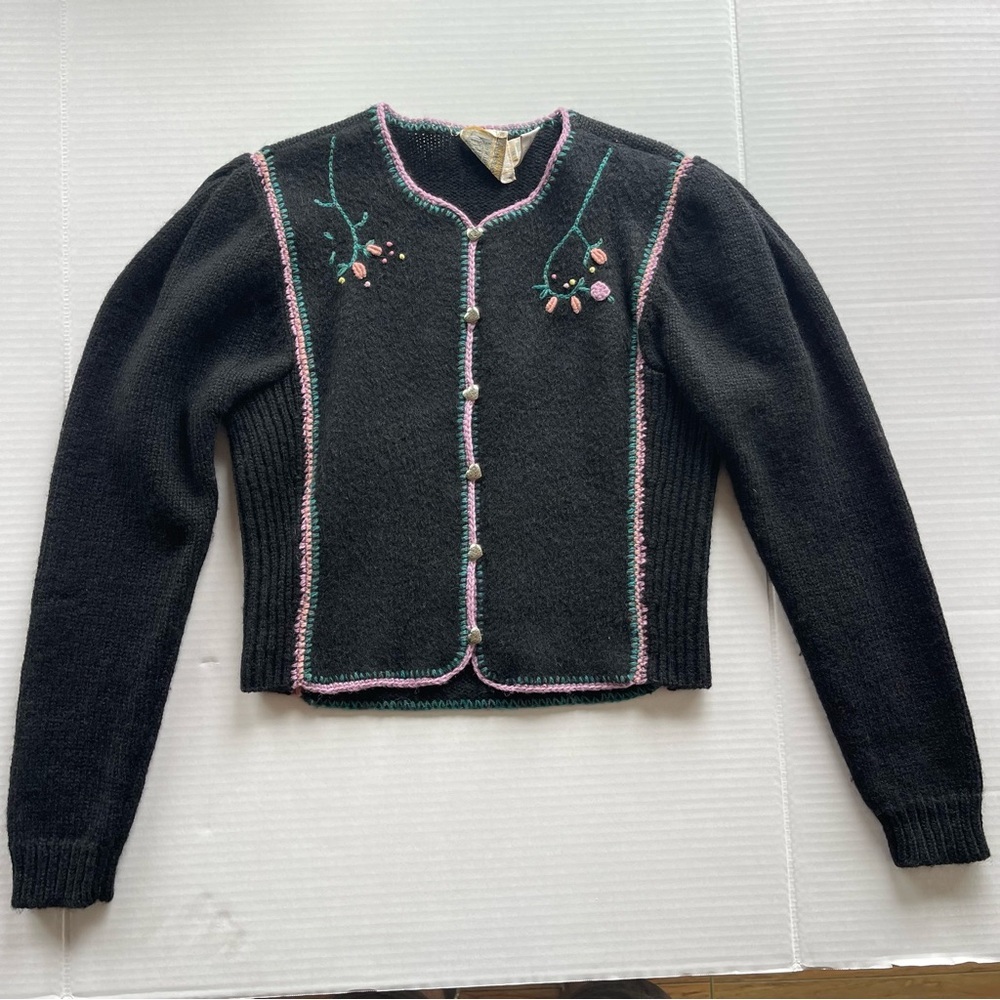 Susan Bristol Vintage Womens Cardigan Sz M Black Wool Embroidered Floral - Picture 8 of 9
